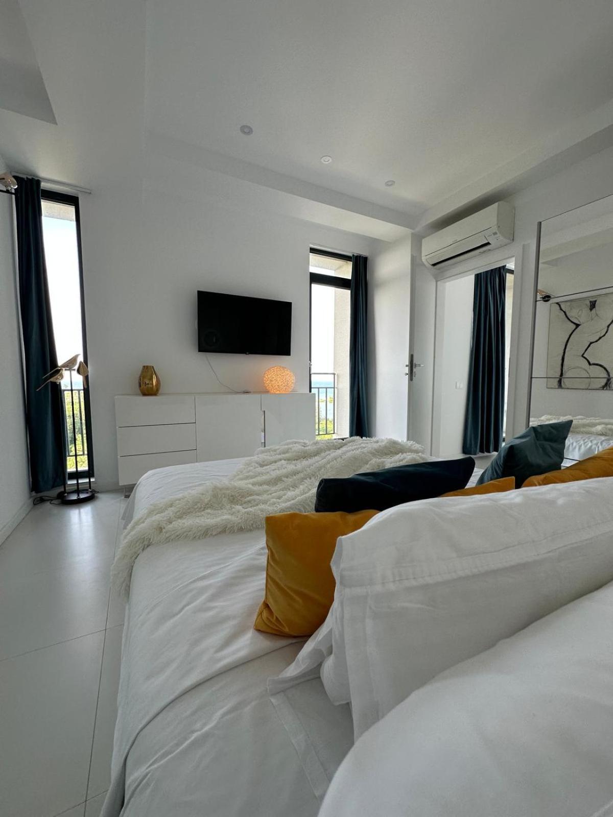 Donna Alba Seaview Penthouse, Casa Ta De Pe Plaja Apartment Neptun Luaran gambar