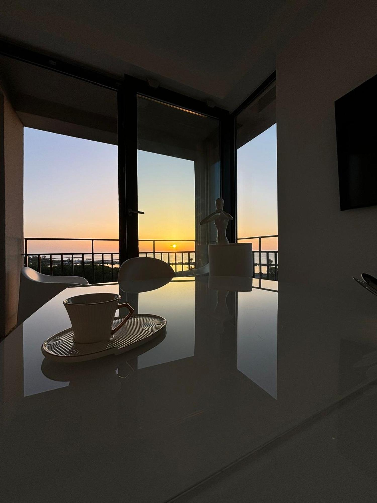 Donna Alba Seaview Penthouse, Casa Ta De Pe Plaja Apartment Neptun Luaran gambar