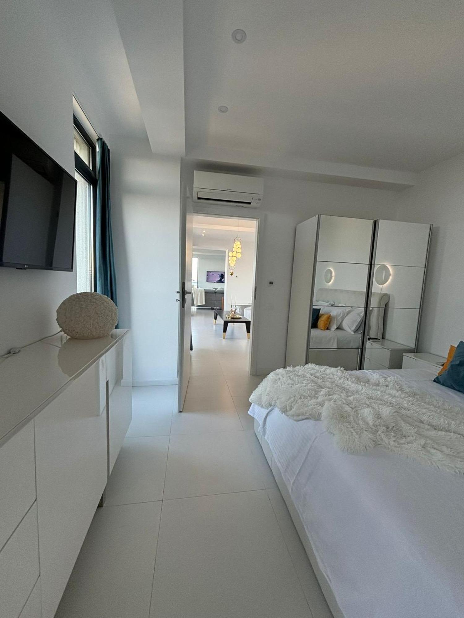 Donna Alba Seaview Penthouse, Casa Ta De Pe Plaja Apartment Neptun Luaran gambar