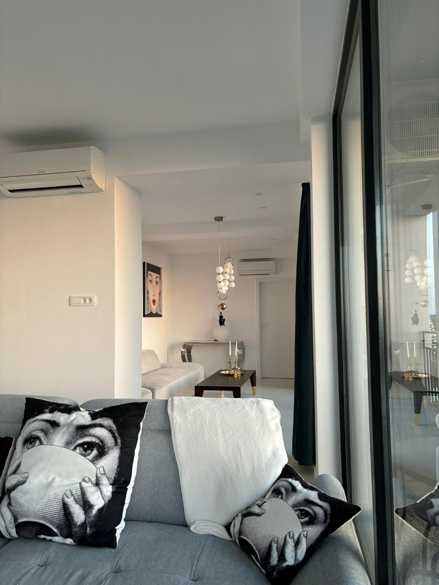 Donna Alba Seaview Penthouse, Casa Ta De Pe Plaja Apartment Neptun Luaran gambar
