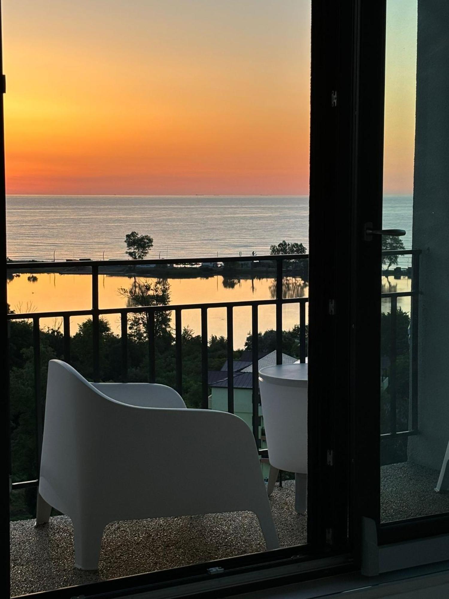 Donna Alba Seaview Penthouse, Casa Ta De Pe Plaja Apartment Neptun Luaran gambar